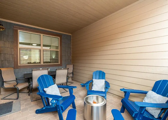 5br Game Firepit Sleeps 14 Near Nau Holiday home