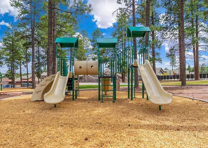 5br Game Firepit Sleeps 14 Near Nau Holiday home *