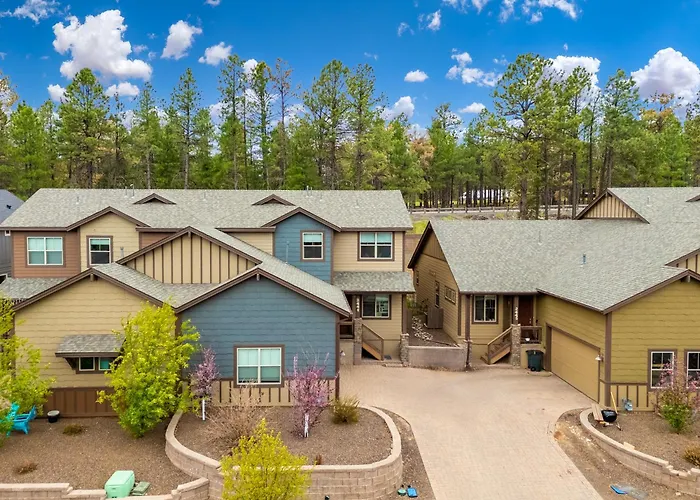 Holiday home 5br Game Firepit Sleeps 14 Near Nau